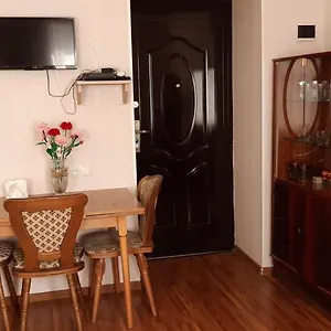 https://tamaras-apartament-in-avlabari.alltbilisihotels.com